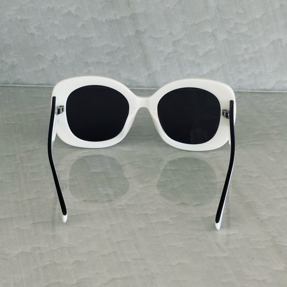 CHANEL Black and White Sunglasses 71414A White Rare - Picture 7 of 11